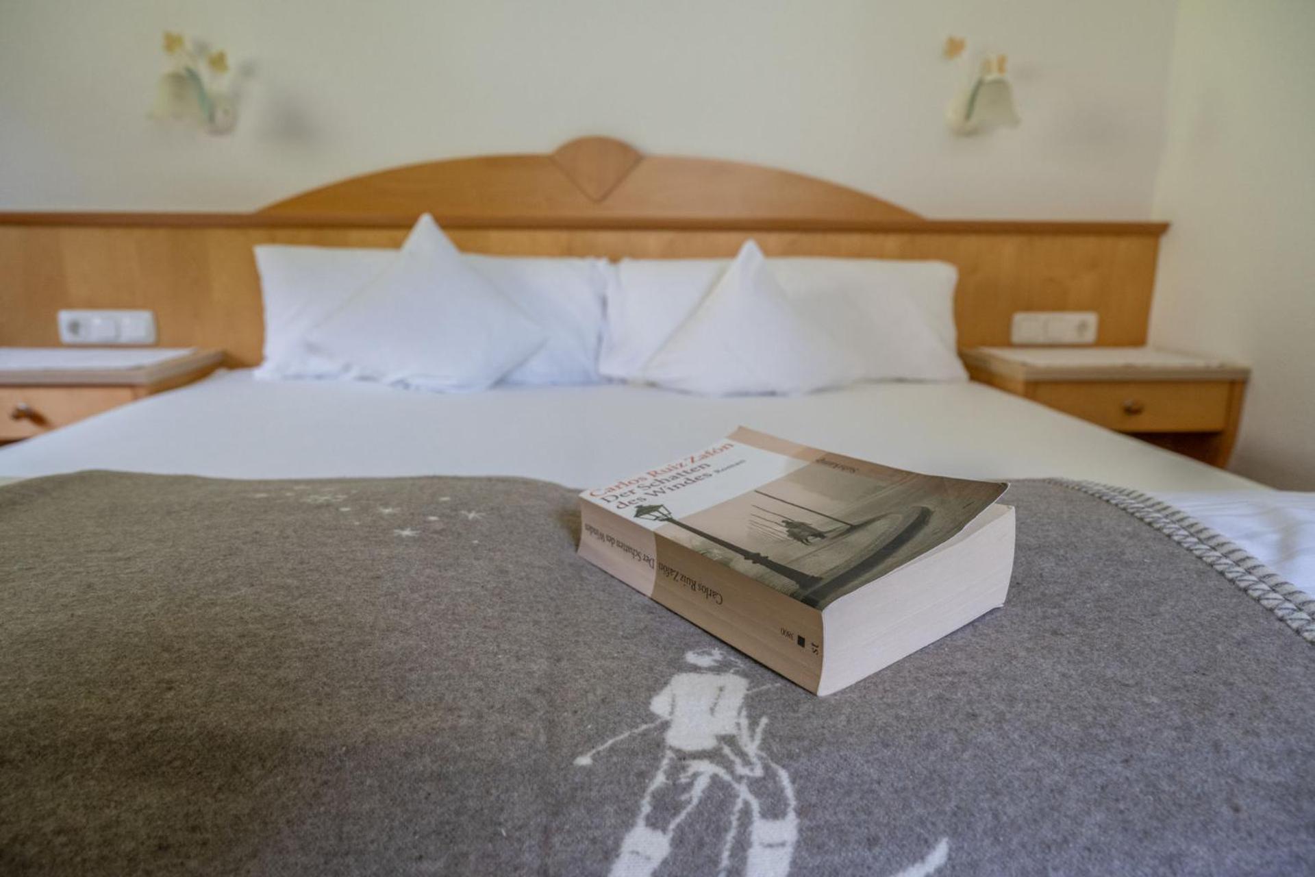 Haus Waldhof Hotel Ischgl Ngoại thất bức ảnh