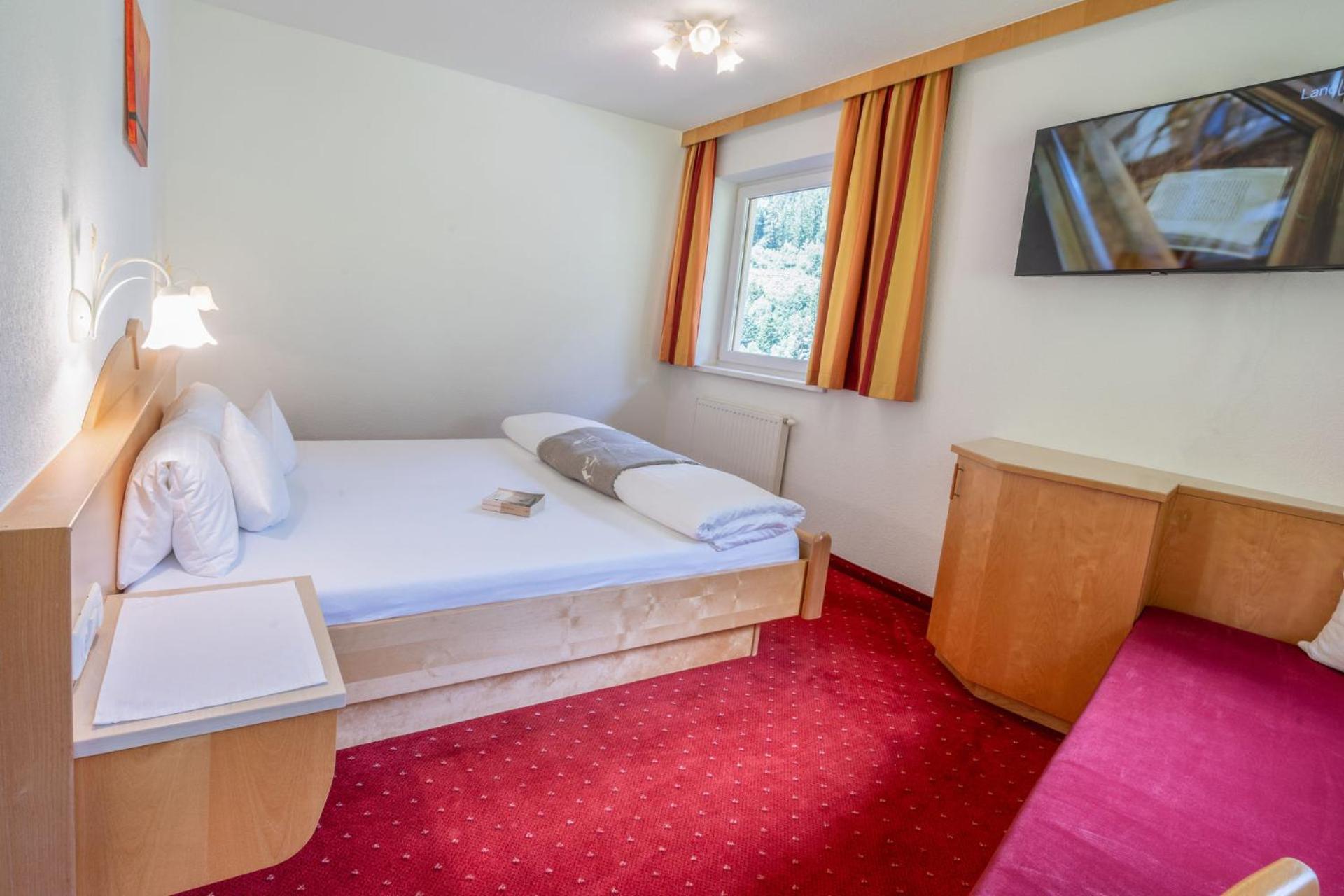 Haus Waldhof Hotel Ischgl Ngoại thất bức ảnh