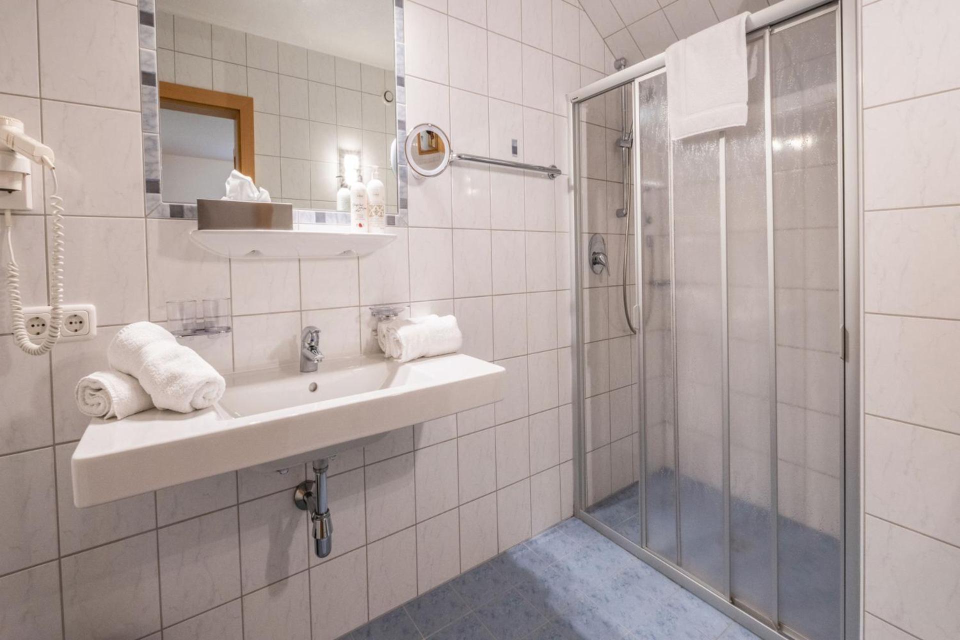 Haus Waldhof Hotel Ischgl Ngoại thất bức ảnh