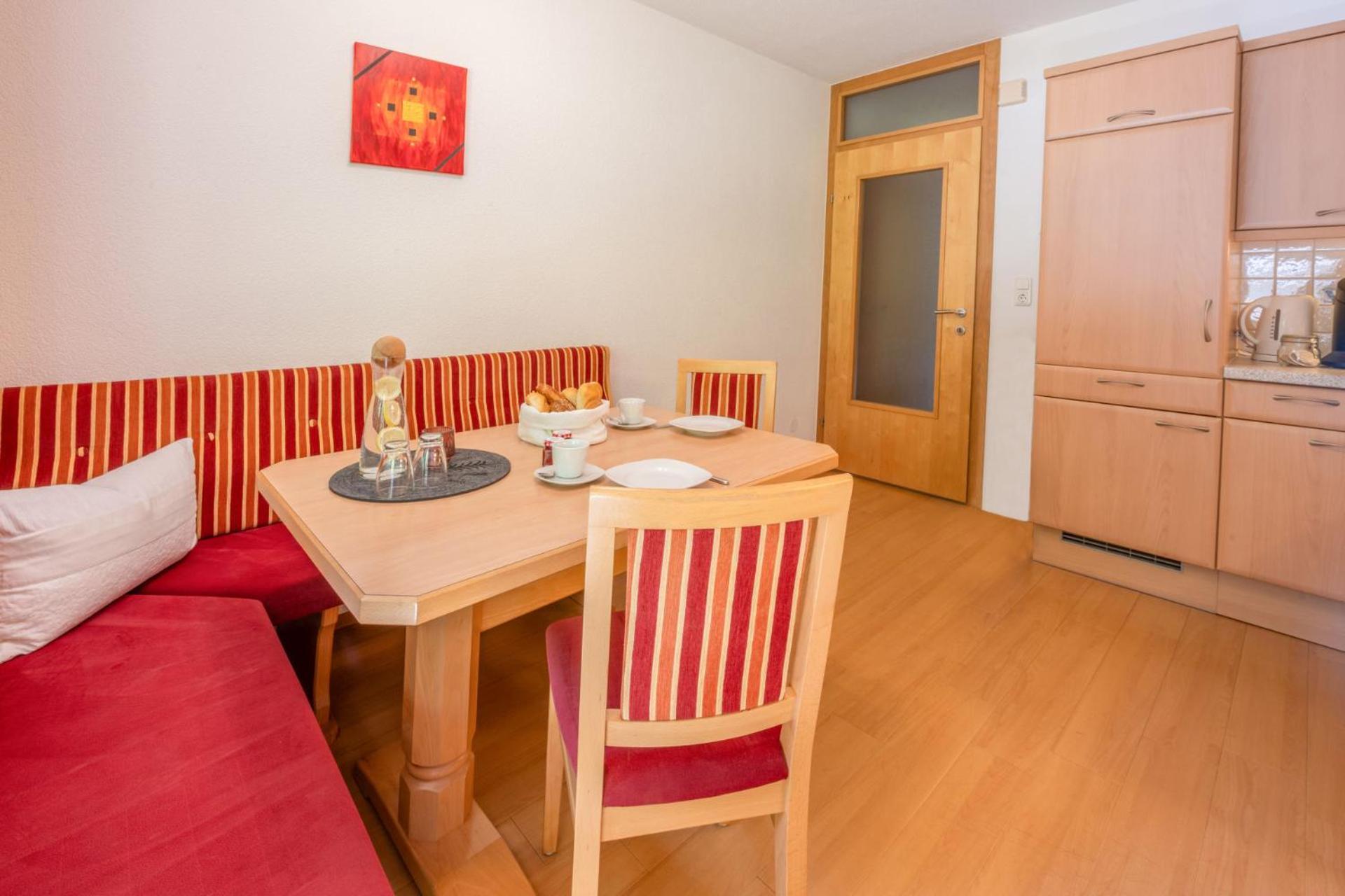 Haus Waldhof Hotel Ischgl Ngoại thất bức ảnh