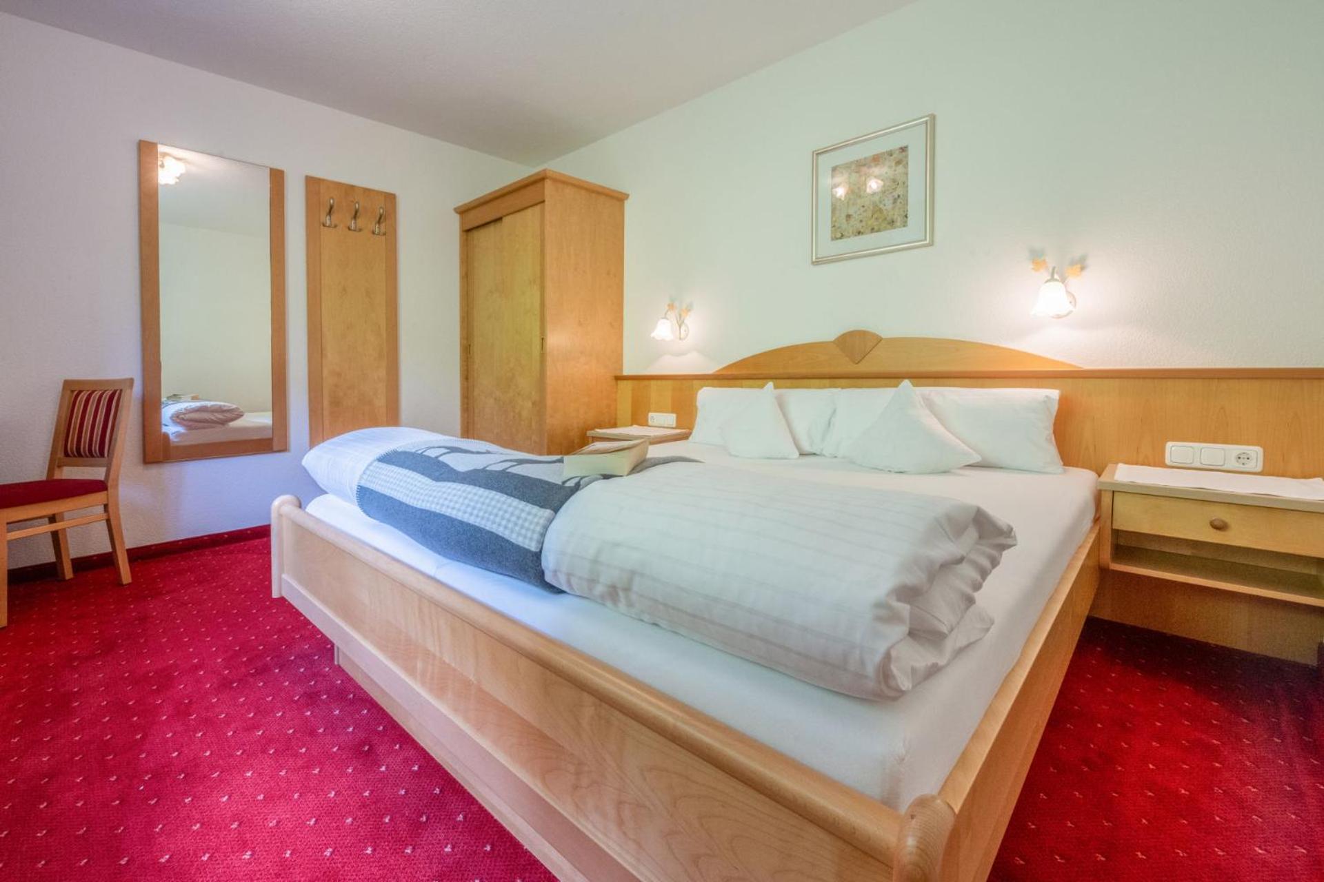 Haus Waldhof Hotel Ischgl Ngoại thất bức ảnh