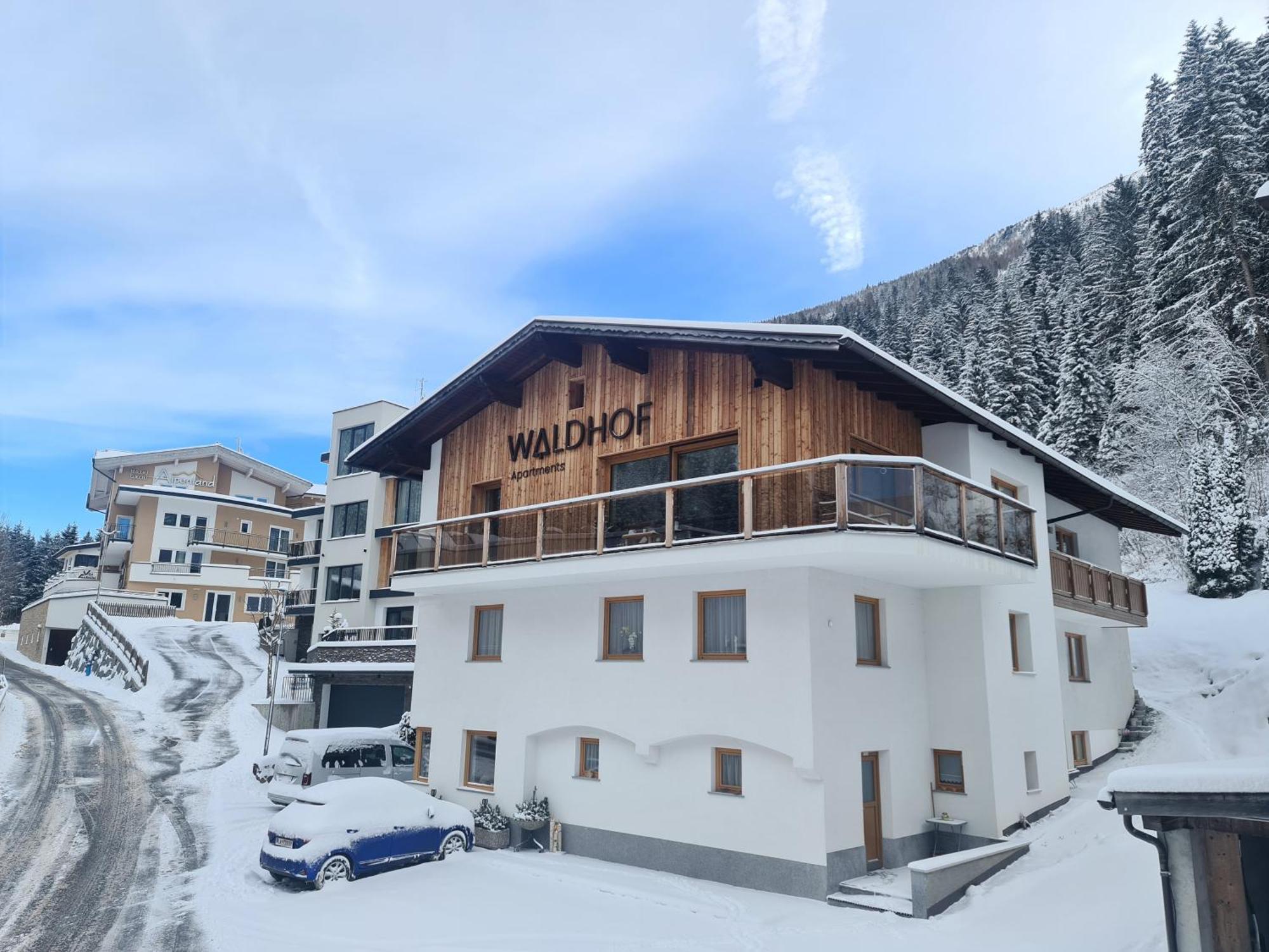 Haus Waldhof Hotel Ischgl Ngoại thất bức ảnh